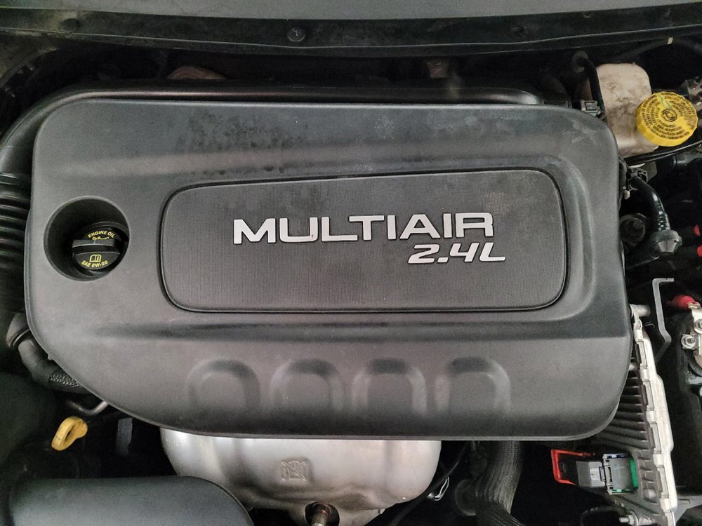 Used 2018 Jeep Cherokee Latitude w/ Altitude Package FWD image 30