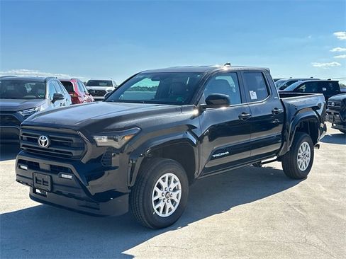 New 2025 Toyota Tacoma SR5 image 2