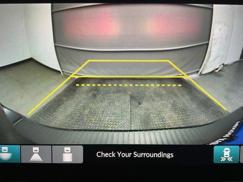 Used 2026 Honda Odyssey EX-L image 13