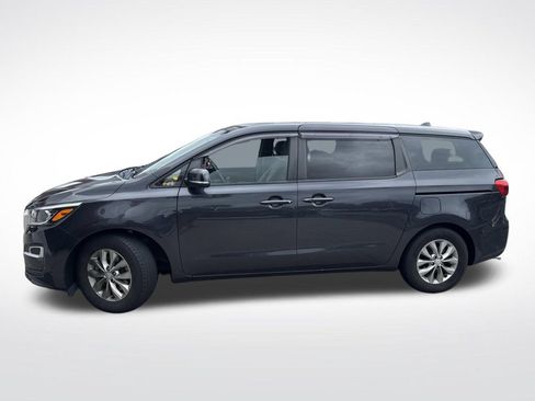 Used 2019 Kia Sedona LX FWD image 1