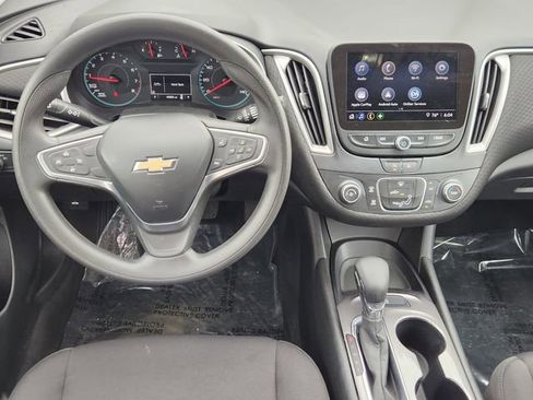 Used 2022 Chevrolet Malibu LS FWD image 27