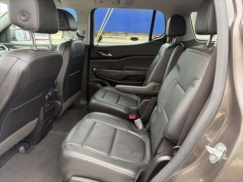 Used 2020 GMC Acadia SLT image 24