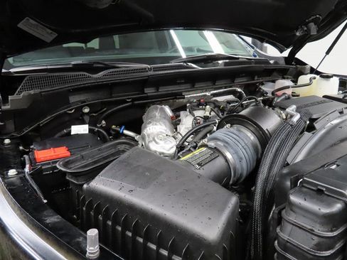 Used 2025 GMC Sierra 2500 SLT image 27