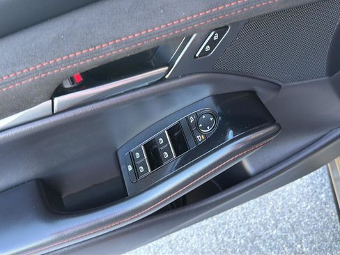 Used 2024 MAZDA MAZDA3 s AWD/4WD image 32