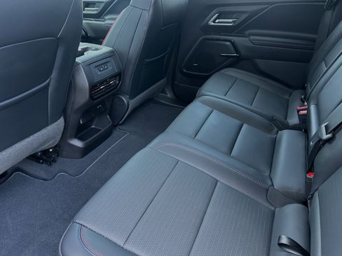 New 2024 Chevrolet Silverado EV RST image 9