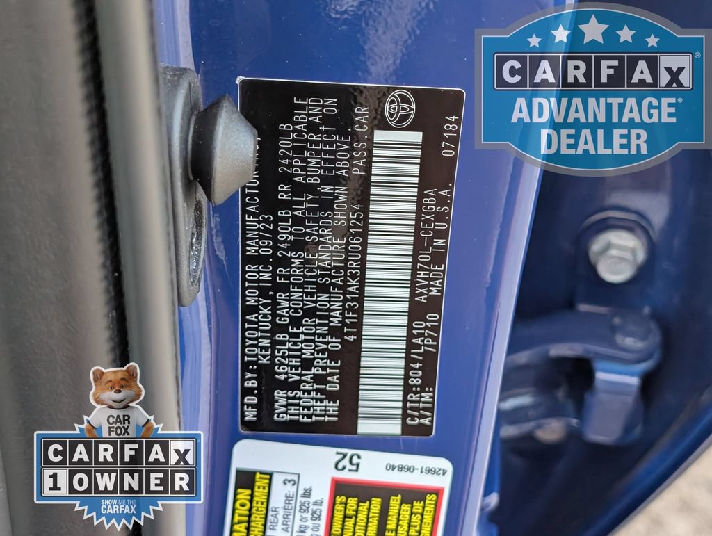 Used 2024 Toyota Camry XLE w/ Cold Weather Package FWD image 35