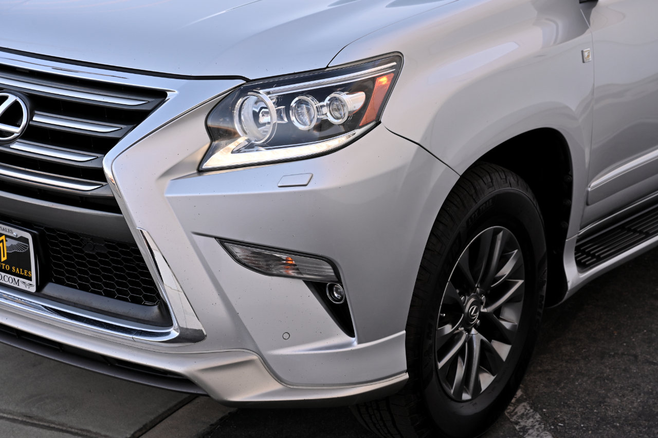 Used 2018 Lexus GX 460 Premium AWD/4WD image 34