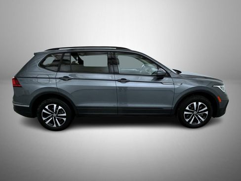 Used 2022 Volkswagen Tiguan S image 4