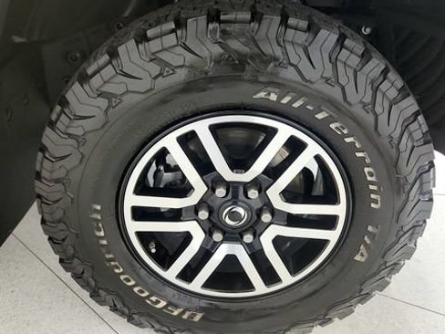 Used 2025 INEOS Grenadier AWD/4WD image 86