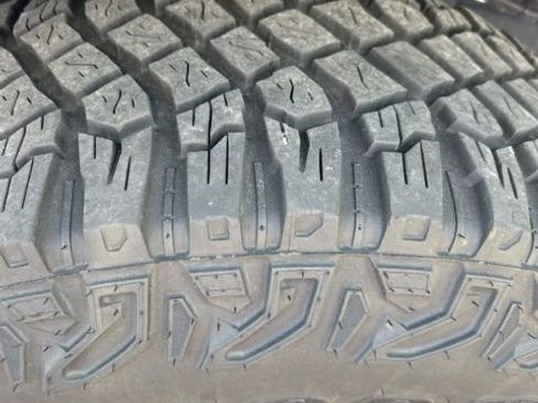 Used 2022 Ford Bronco Badlands image 5