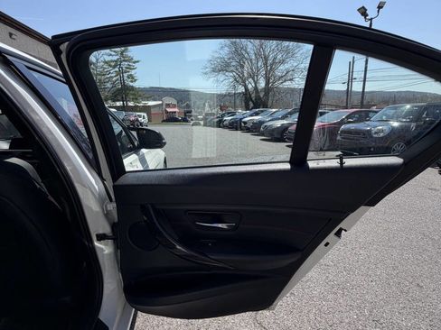 Used 2013 BMW 328i xDrive Sedan image 26