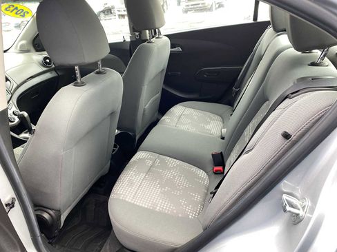 Used 2013 Chevrolet Sonic LS image 10
