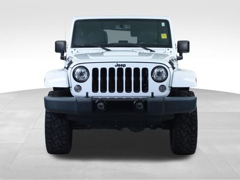 Used 2017 Jeep Wrangler Unlimited Sahara image 6