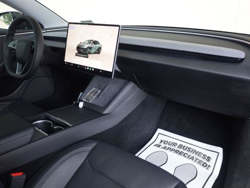 Used 2024 Tesla Model 3 Long Range RWD image 29