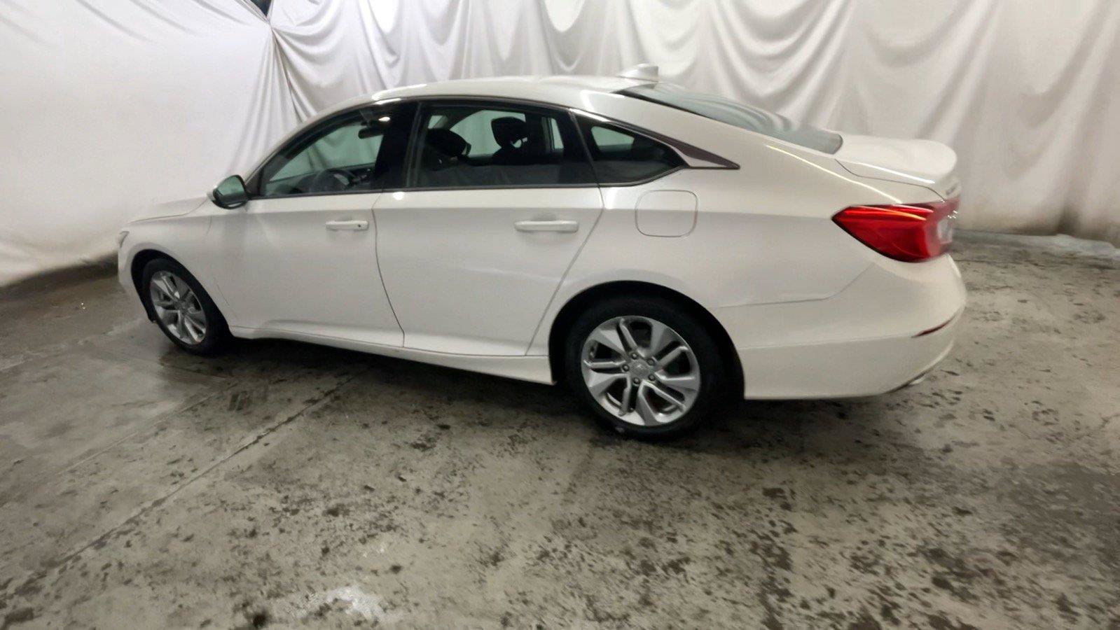 Used 2019 Honda Accord LX image 12