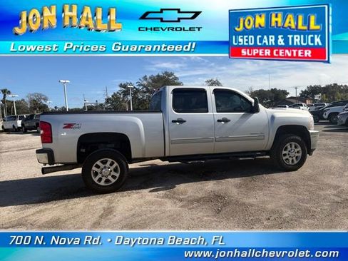 Used 2013 Chevrolet Silverado 3500 LT w/ Interior Plus Package image 13
