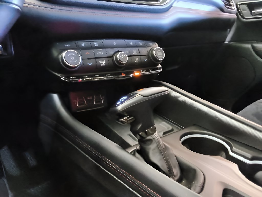 Used 2023 Dodge Durango R/T w/ Tow 'N Go Package AWD/4WD image 23