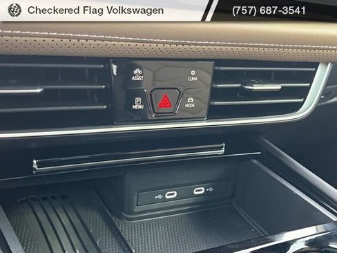 New 2026 Volkswagen Atlas Cross Sport SE AWD/4WD image 42