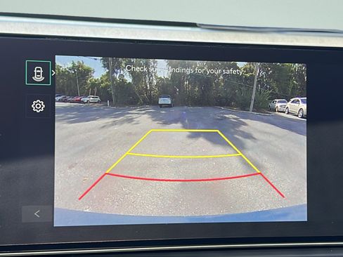 New 2026 Kia Sorento S w/ S Panoramic Sunroof Package FWD image 16