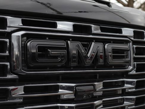 Used 2025 GMC Sierra 2500 Denali Ultimate image 34