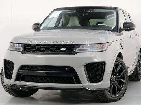 Used 2022 Land Rover Range Rover Sport SVR Carbon Edition image 3