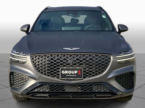 Used 2022 Genesis GV70 2.5T w/ Sport Prestige Package image 3