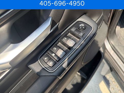 Used 2020 RAM 1500 Rebel AWD/4WD image 14