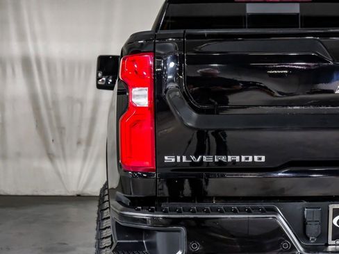 Used 2022 Chevrolet Silverado 3500 High Country w/ Z71 Off-Road Package image 43