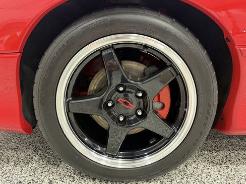 Used 2002 Chevrolet Camaro Z28 w/ Preferred Equipment Group 2 RWD image 27