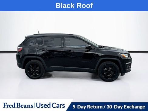 Used 2018 Jeep Compass Latitude AWD/4WD image 11