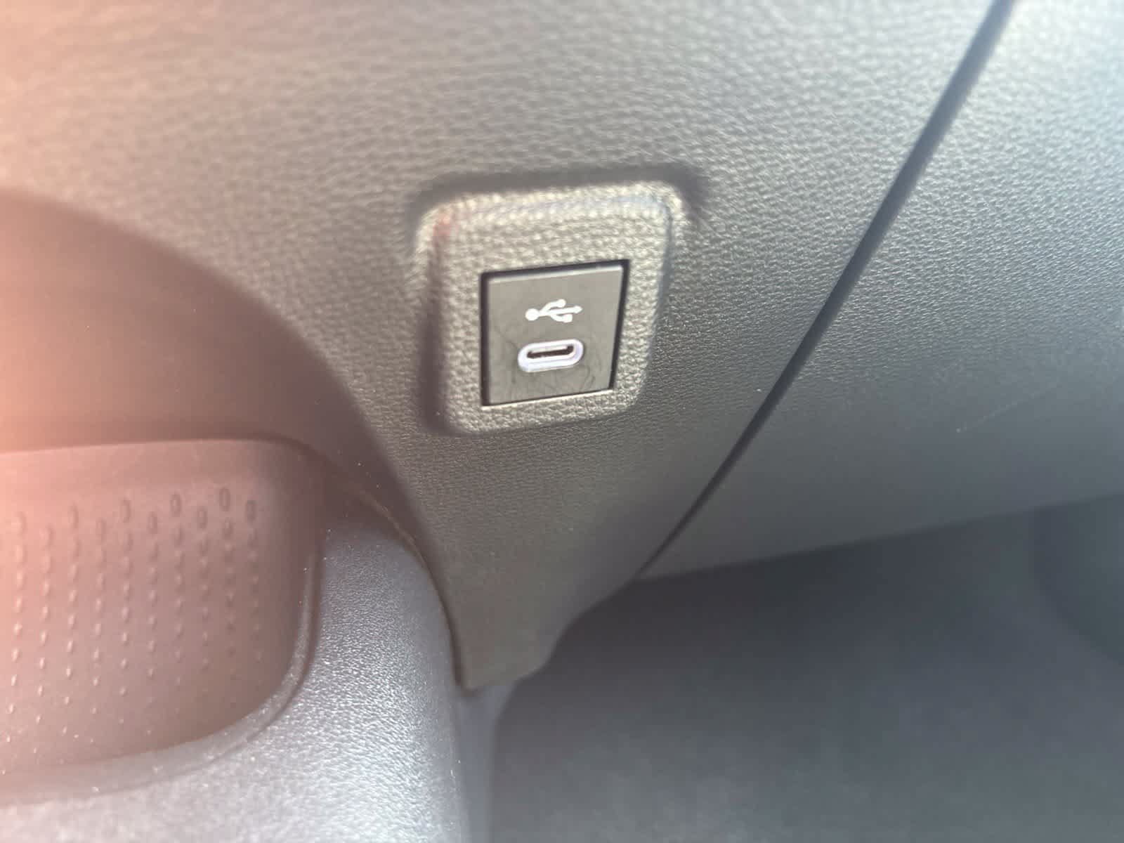 Used 2025 Toyota Corolla LE FWD image 20