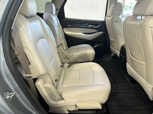 Used 2024 Buick Enclave Essence w/ Experience Buick Package AWD/4WD image 32