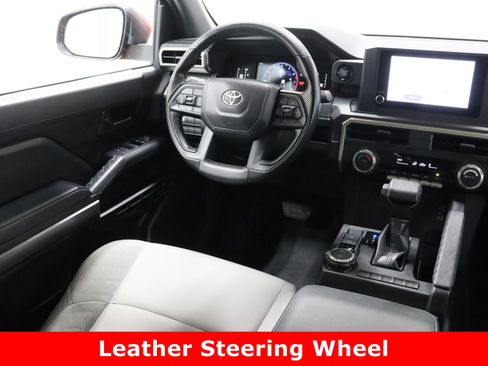 Used 2025 Toyota Tacoma SR5 image 30