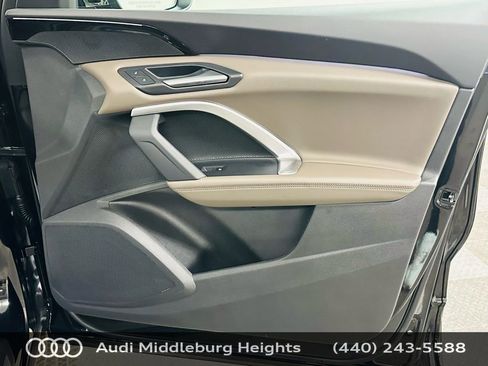 Certified 2025 Audi Q5 Premium w/ Convenience Package image 29