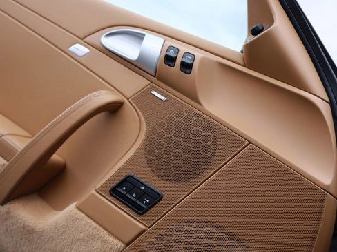 Used 2011 Porsche 911 Carrera 4S image 36