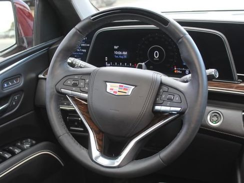 Used 2023 Cadillac Escalade Premium Luxury Platinum AWD/4WD image 25