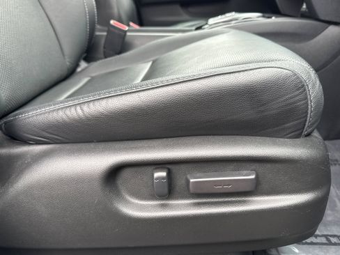 Used 2022 Honda Pilot Elite image 21