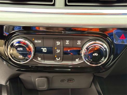 New 2026 Chevrolet Trax LT w/ Driver Confidence Package image 27