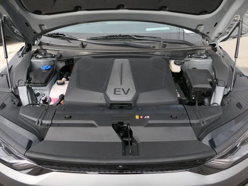 Used 2024 Kia EV6 GT image 29