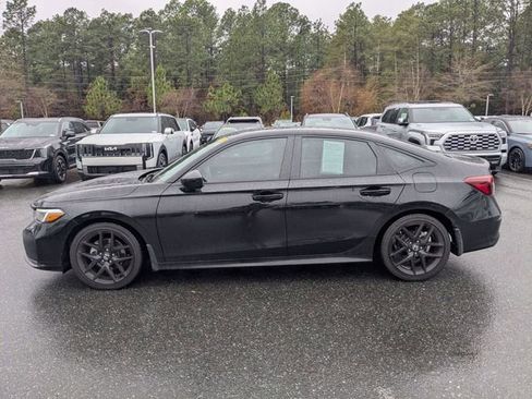 Used 2025 Honda Civic Sport image 14