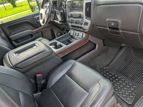 Used 2017 GMC Sierra 1500 SLT w/ SLT Premium Package AWD/4WD image 24