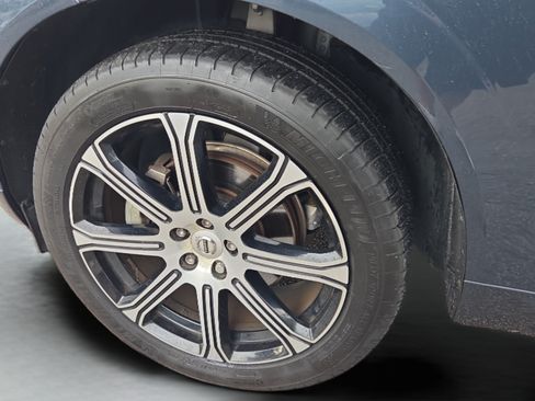 Used 2021 Volvo XC60 T5 Inscription AWD/4WD image 31