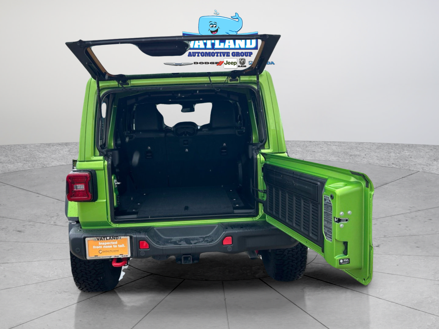 Certified 2025 Jeep Wrangler Unlimited Rubicon AWD/4WD image 36