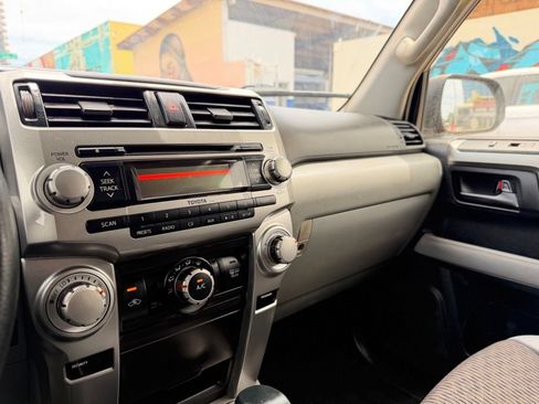 Used 2013 Toyota 4Runner SR5 AWD/4WD image 20