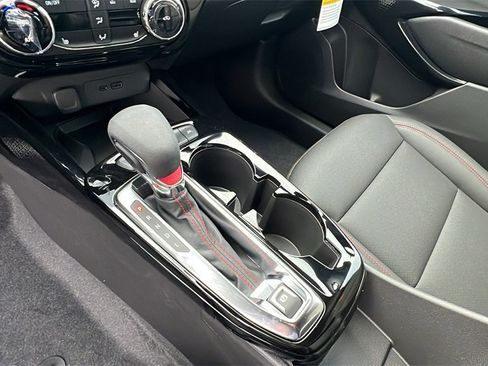 New 2026 Chevrolet Trax RS w/ Sunroof Package image 22