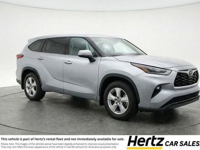 Used 2025 Toyota Highlander LE