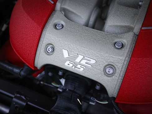 Certified 2021 Ferrari 812 GTS RWD image 28