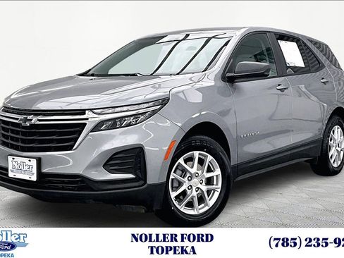 Used 2024 Chevrolet Equinox LS w/ LS Convenience Package image 1