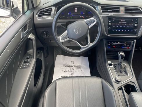 Used 2024 Volkswagen Tiguan Wolfsburg Edition AWD/4WD image 10