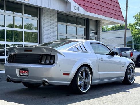 Used 2007 Ford Mustang GT Premium RWD image 3